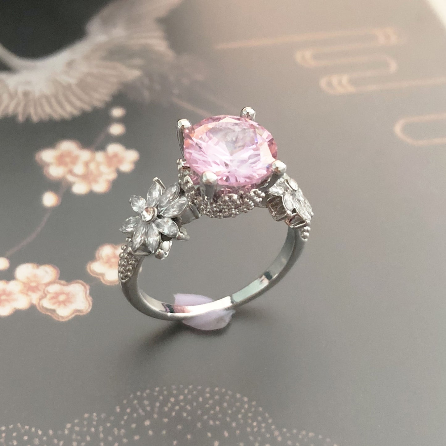 Zircon Flower Hollow Princess Style Ring